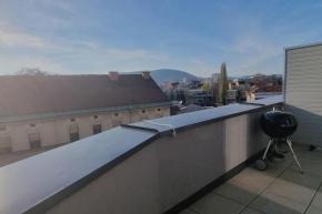 Neubau mit Terrasse - Sonne 10 bis 20 Uhr